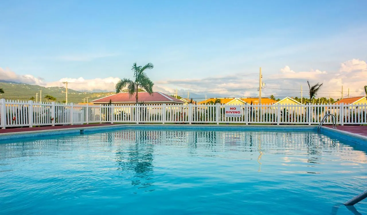 Casa Victoria Golf Retreat Apartment Ellis Caymanas